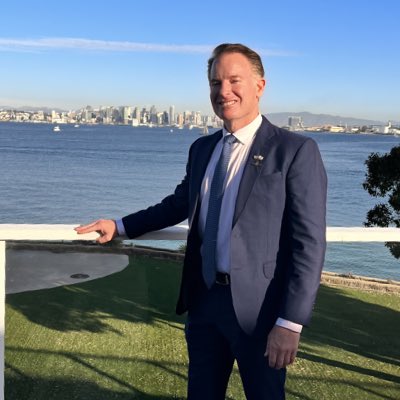 TimSNey's tweet photo. #NewProfilePic https://t.co/gld7180vmm