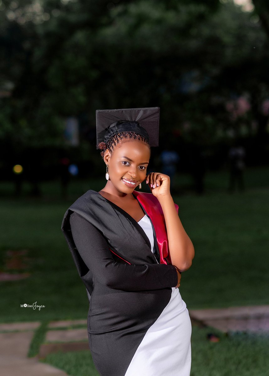 MollanJoyce's tweet image. Thank you @Sofilundin  for your kindness and zeal to empower women.

Mollan Joyce is inspired by people and their stories, Beautiful spaces, nature, and beautiful lights. Therefore, I do photography with  passion, strive to create photos that capture people’s emotions + memories.