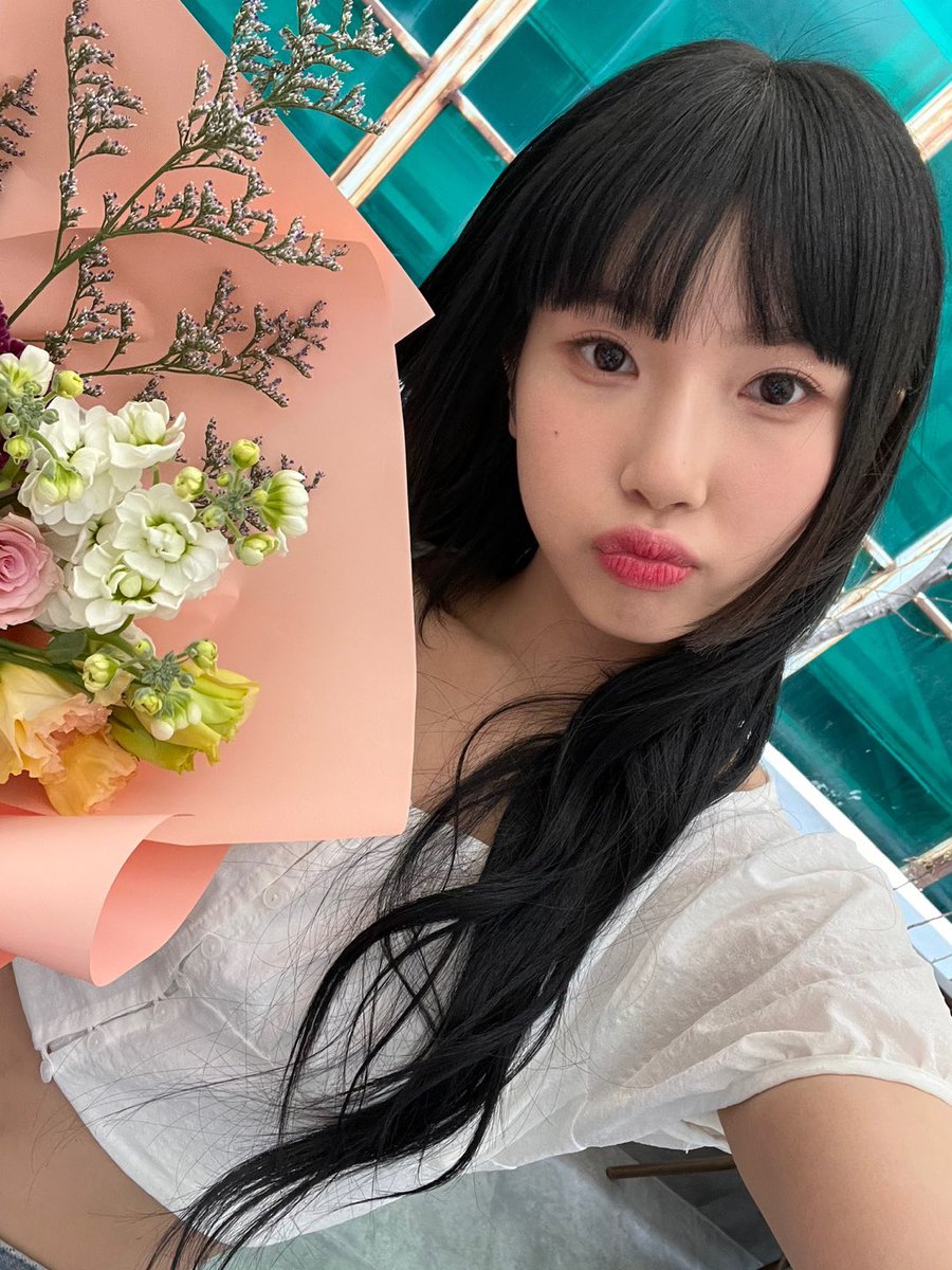 tribedaloca's tweet photo. [#소은🐰]
오늘두 넘 즐거웠어요💎❤️
오늘 저 어때여?ㅎㅎㅎ🥺

#트라이비 #TRI_BE #SoEun https://t.co/RBVvzkSaJ6