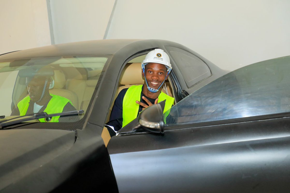 KiiraMotors's tweet photo. #KiiraVehiclePlant 🆃🅾🆄🆁🆂

Africa's First Electric Vehicles are Made here. 

Choose #MissionVehiclesMadeinUganda 🇺🇬 https://t.co/XxdRPUqIww