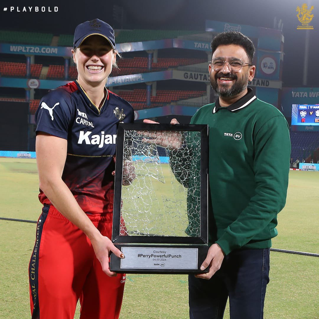 TATA has gifted the Broken Glass window to Ellyse Perry. 😄👌
#TATAWPL2024 #ฮันโซฮี #TOTP