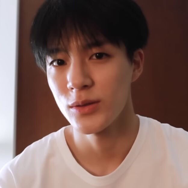 godxfjm's tweet image. “โกรธอะไร”

“เธอบอกเลิกเค้าทำไม เค้าเสียใจป่ะ”

“บอกเลิกตอนไหน”

“เมื่อคืนนี้ไงในฝันอะ”

“ผม ? โอ้ยน้อ”