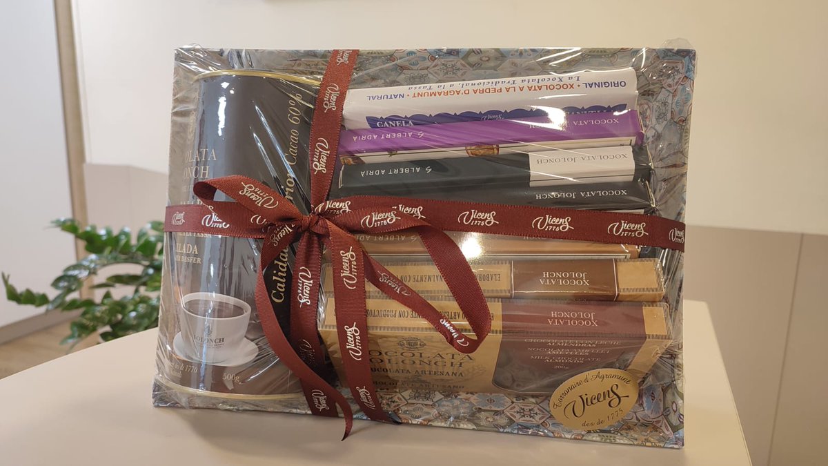 🍫 No patiu, impacients, que ja és aquí el moment més dolç del matí: el sorteig del lot de Xocolata Jolonch de
@torronsvicens!

📷 Seguiu-nos a Twitter i feu RT d'aquesta publicació per optar-hi. Ah, i només teniu de temps fins a les 8h. Molta sort a tothom!!! #JolonchJolonch