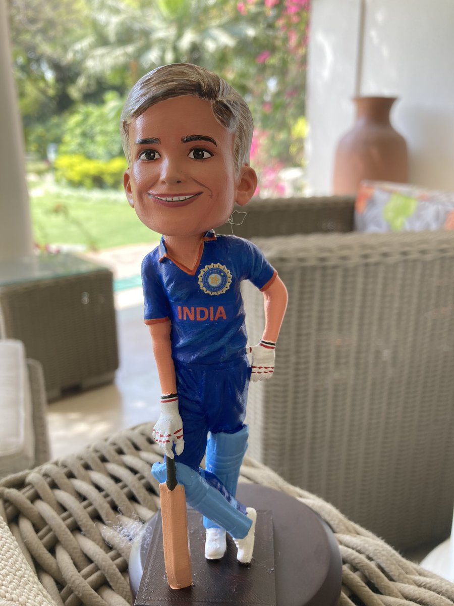 My last game of 🏏 in 🇮🇳 Loved playing here - heat, turn, passion and great company from @UKinIndia teammates. We won, and I got a weird and wonderful farewell gift….