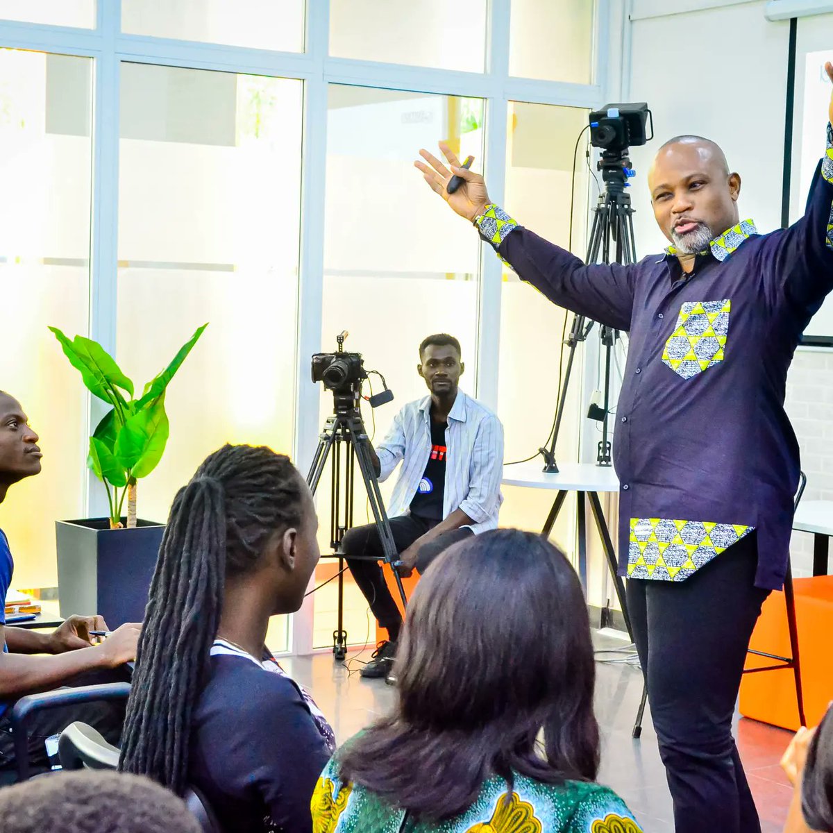 KinStartup Academy tweet media