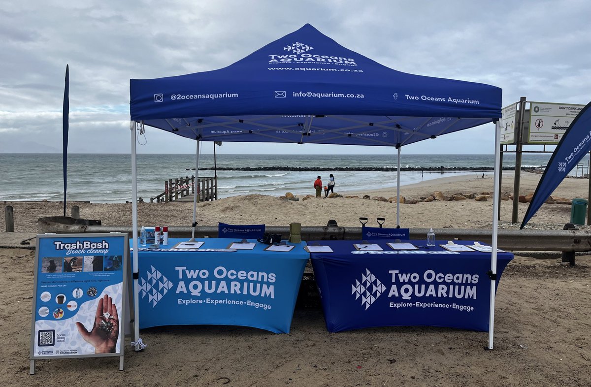 2OceansAquarium's tweet photo. We’re all set! 😃 Let’s get this #TrashBash going. 💪🏽 https://t.co/8Kbeut5bro