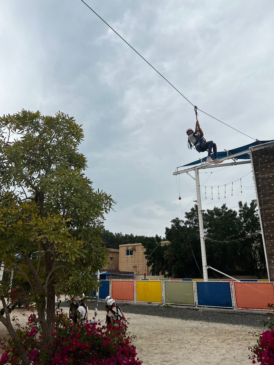 DC Lower School tweet media