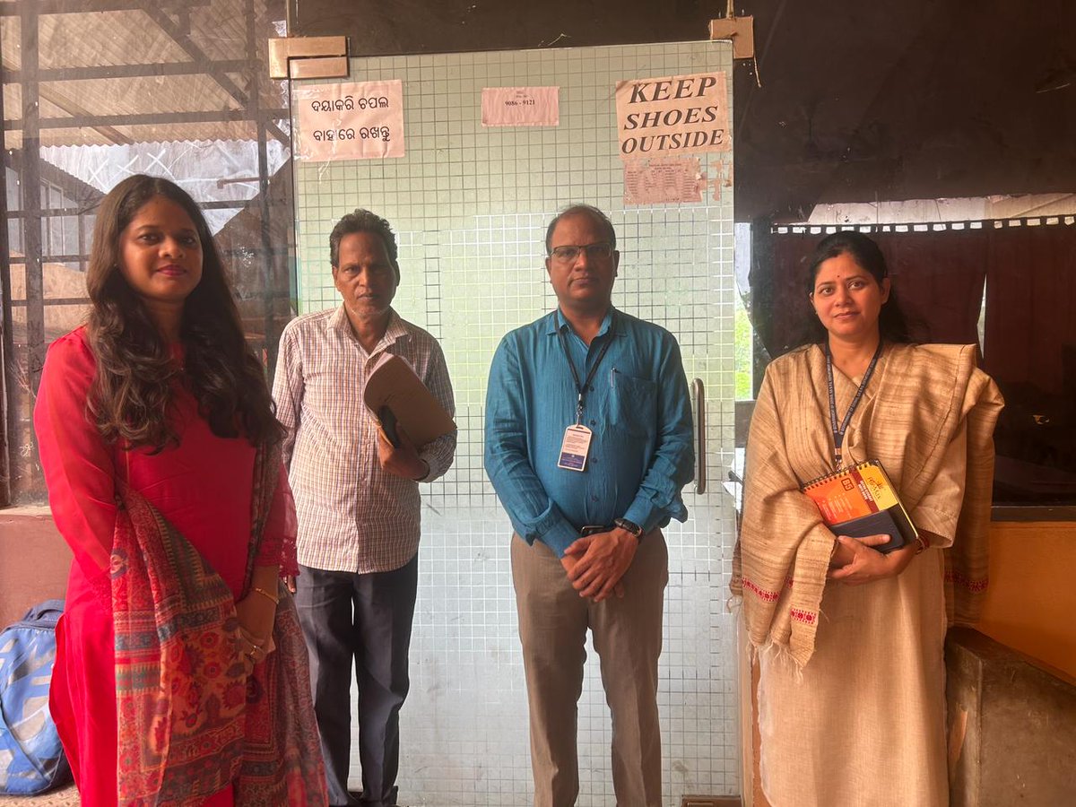 abhayips86's tweet photo. Main exam  for Combined Higher  Secondary Level Rect Exam  started a while ago in Bhubaneswar ( First shift main exam for Weaving Supervisor)

OSSC  and Khurda Dist officers are  supervising arrangements.

Best wishes to examinees . https://t.co/ri8P73HIpj