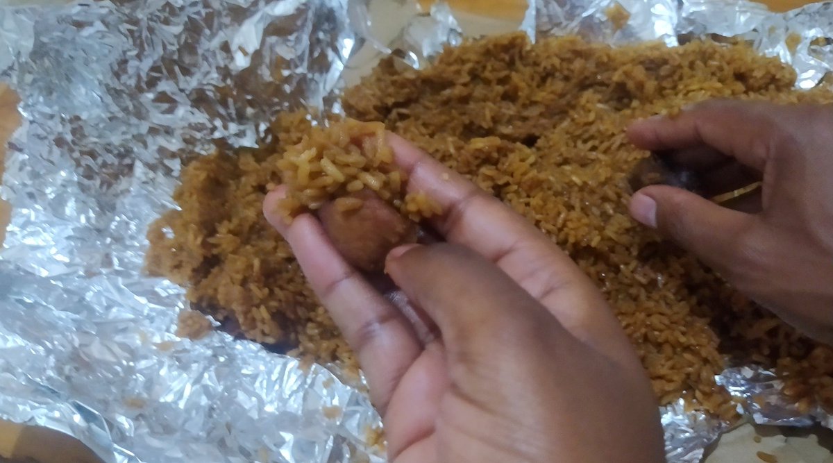 Dore nuku weekend tuyitangiye 😋

Iyi #Pork Pirau yo muri <a href="/DehomePilau/">Dehome Pilau</a>   iryoshye kubi 🔥😩