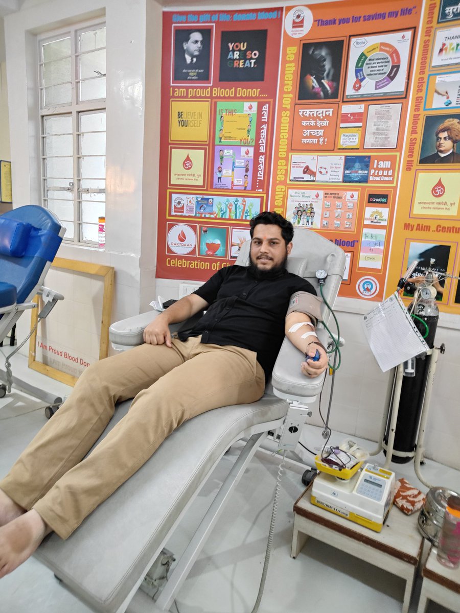 Prafullkumar534's tweet photo. There is something in life has No substitute...
#Blood
#Breathing https://t.co/wne7V0l8XV