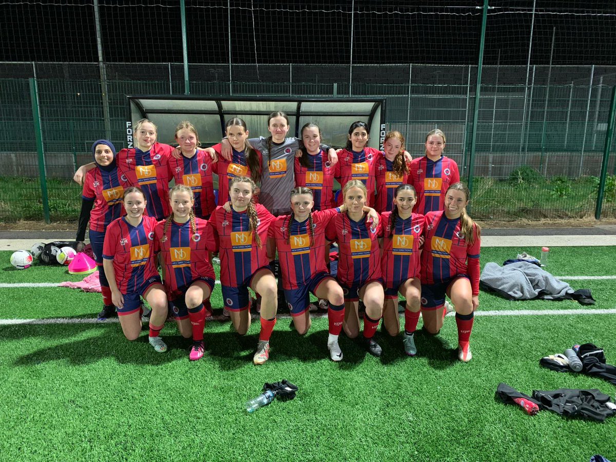 AMAZING people and footballers.All season taking on the chin all that’s thrown at you and blossoming into something fantastic.Taking the field knowing you have each other’s backs and giving everything. Thanks 2 <a href="/Craig89W/">Craig Williams</a> <a href="/lennym08/">Leon Millard</a> Claudio and Mat.  Great job 👌⚽️ <a href="/NorthCdfCosmos/">North Cardiff Cosmos Football Club</a>