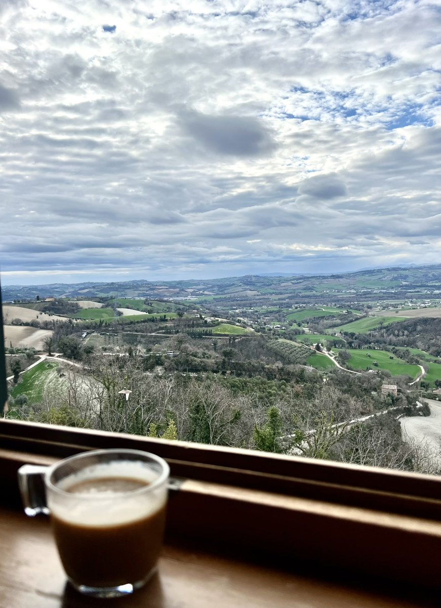 …alla fine 
è sempre il #blu
a restare

#risveglio #marche #italy #SaturdayMorning #RamadanKareem 
#lunaticamente NOI <a href="/danisetta/">Danisetta Rocchi</a> <a href="/RoPecoraro/">Roberto Pecoraro</a> <a href="/booklovers_dv/">booklovers_dv</a> <a href="/Matteo__BG/">Matteo Bugliaro ✏</a> <a href="/NikitaGuardini/">Nikita Guardini</a> <a href="/arusso2010/">Aldo Russo</a>