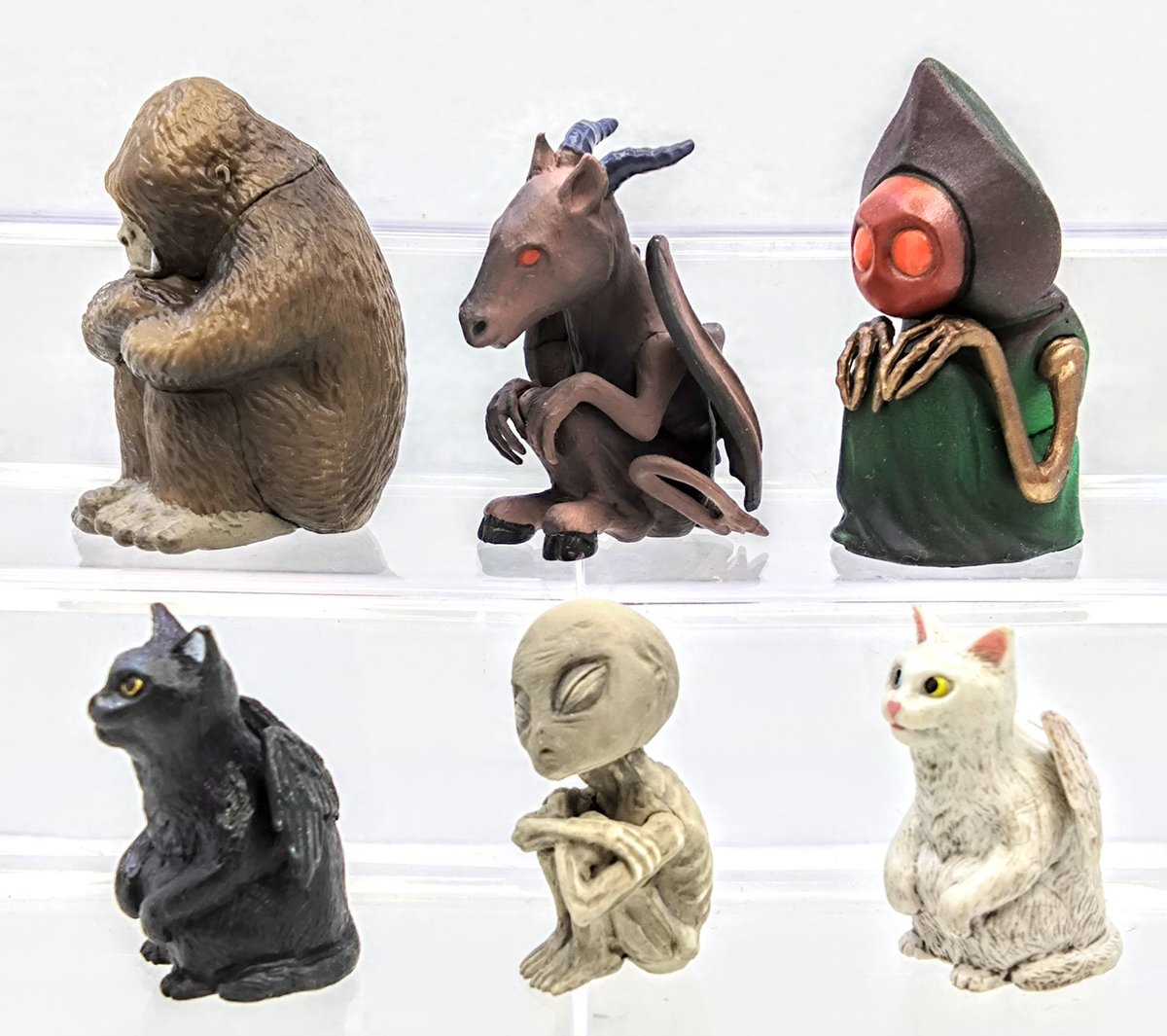 バンダイ@Gashapon_Bandai まちぼうけUMA3 フライングキャット白・黒