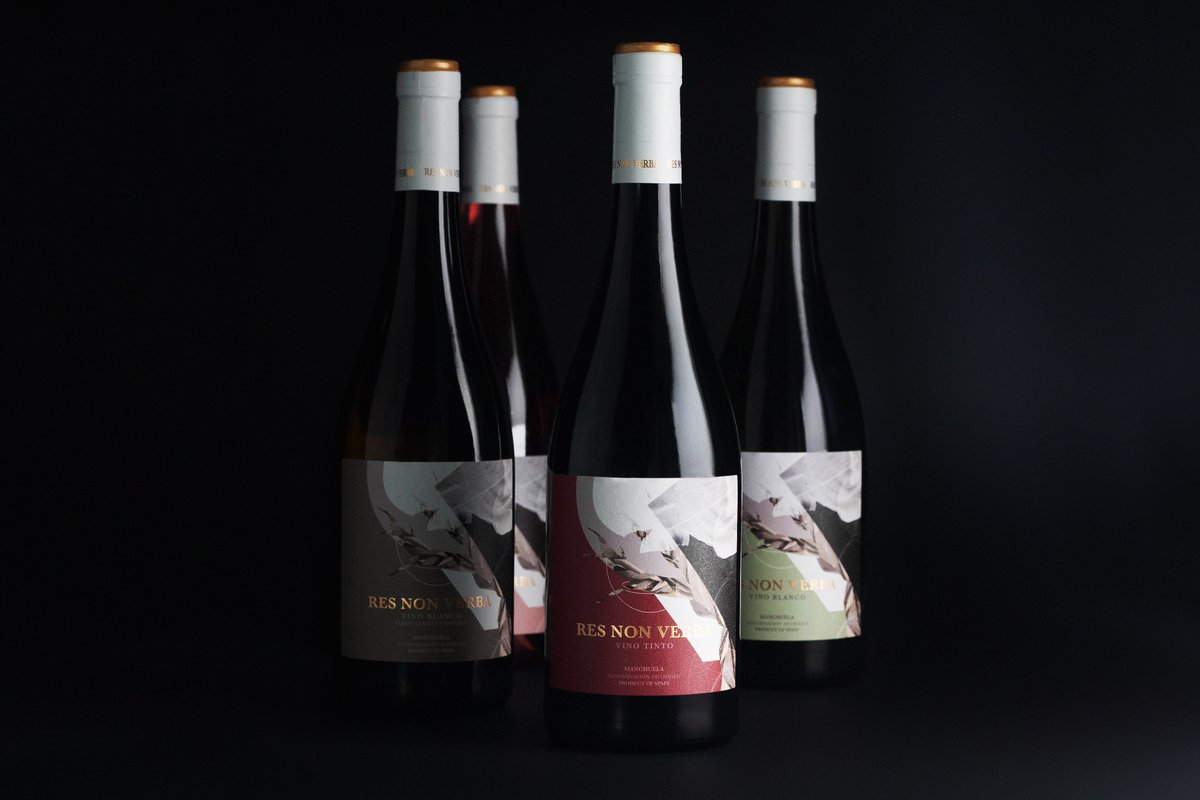 armoder1's tweet image. Creación de la imagen para la gama de vinos: “Res Non Verba” (hechos, no palabras) para Bodegas Sidl D.O. Manchuela.

#armoderdesign #illustrationGiovanniAcquaviva #vino  #labeldesign #winedesign #designGiovanniAcquaviva #winedesign  #packagingdesign bit.ly/2TRp38I