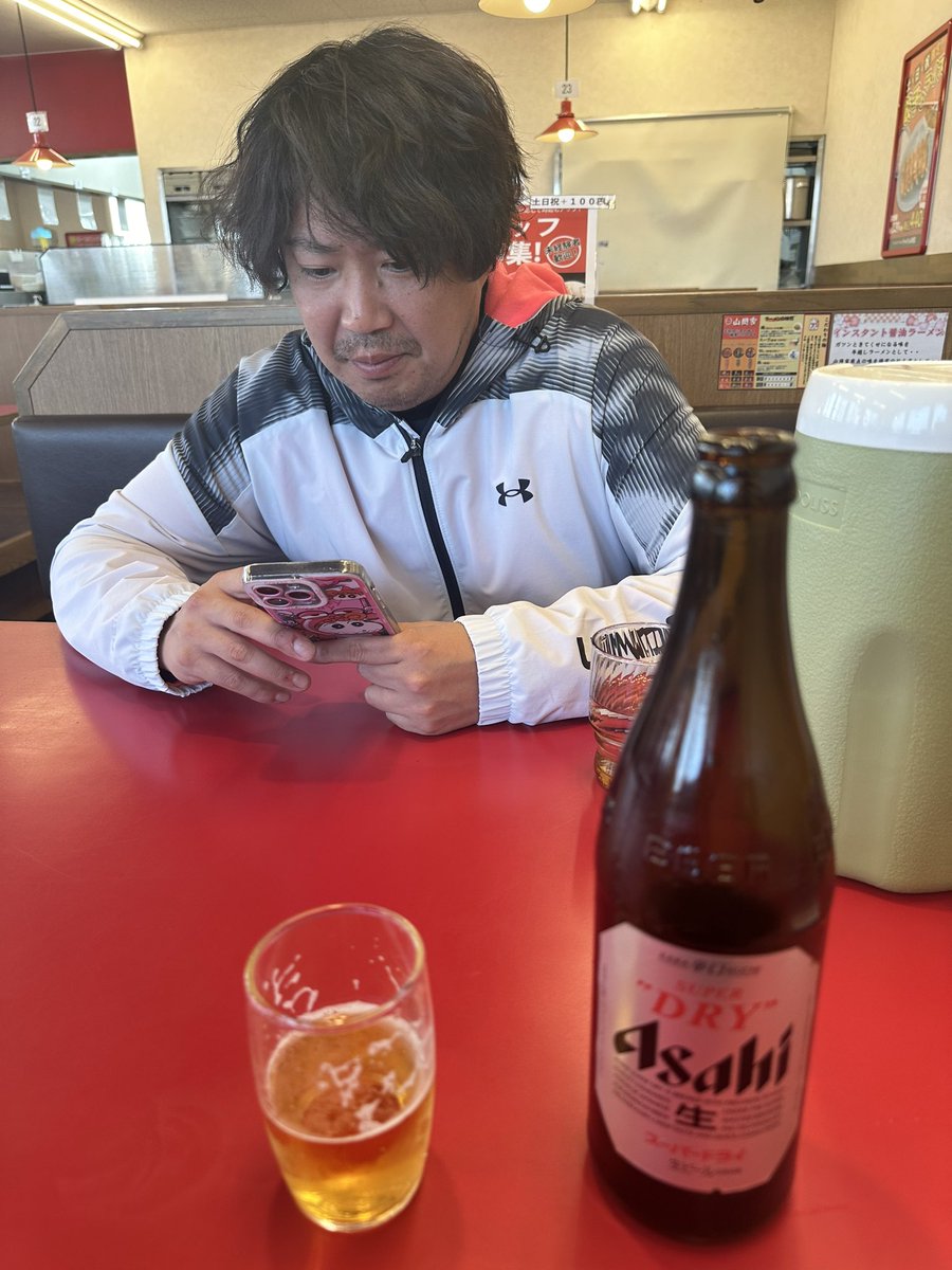 YOANDOFC25's tweet photo. イトーさん���馳走様です。
半年ぶりの野球は1打席目ホームラン
最終打席で右中間に2ベース
チームが勝ててよかった。助っ人成功！
野球楽しーw https://t.co/CAgIFcGpcv