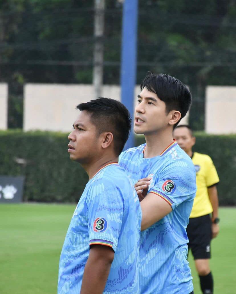 pellbope2's tweet photo. บรรยากาศการซ้อมฟุตบอล มหกรรมกีฬาฉลองครบรอบ 54 ปีช่อง 3
ใครเชียร์ทีมไหนกันบ้างคะ🧡🩵 #54ปีช่อง3 #54ปี3miracles 
Cr. @searchgroup 
#popebell_pellbopeclub
#pellbope 
#popebella 
#โป๊ปเบล
#โป๊ปเบลล่า https://t.co/t71odrSIxl