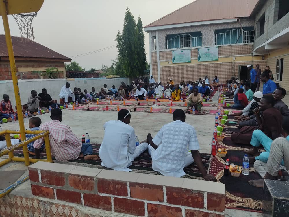 Alhamdulillah for a Successful general joint Iftar at Markaz Ibn Mas’ud. Kuje, Abuja. May the Almighty Allah accept it from all of us. Ameen.