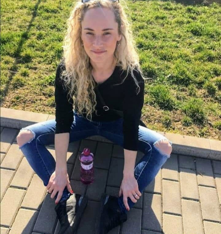 Rodic94Milica's tweet photo. Za kontakt posalji Ljupka Cao na 1101 https://t.co/cDNcVvuiqq