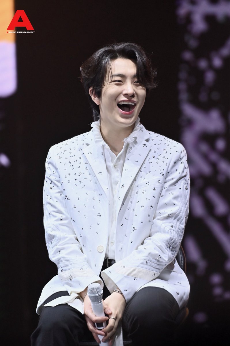 around_ent's tweet image. “ยองแจ” ร่วมพูดคุยถึงความพิเศษ​ของคอนเสิร์ต​ครั้งนี้ ในงานแถลงข่างเอเชียทัวร์คอนเสิร์ต 2024 YOUNGJAE ASIA TOUR &amp;lt;INSIDE OUT&amp;gt; CONCERT in THAILAND 

YOUNGJAE INSIDEOUT IN BANGKOK D1
#영재 #YOUNGJAE
#2024YOUNGJAEinBKK_D1
#INSIDEOUT_Youngjae
#2024YOUNGJAEinBkk