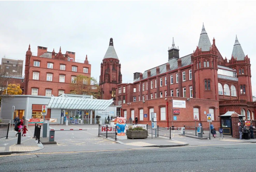 BSPRJuniorForum's tweet photo. Senior Clinical Fellow in Paediatric Radiology post @Bham_Childrens. A busy trust with lots of opportunity to gain experience in subspecialties such as neuro, transplant, nuclear med, fetal and oncology 🦴🩻👶🏼. More info ⬇️

https://t.co/1Tl7qd5k5Z https://t.co/zEgo4maEAe