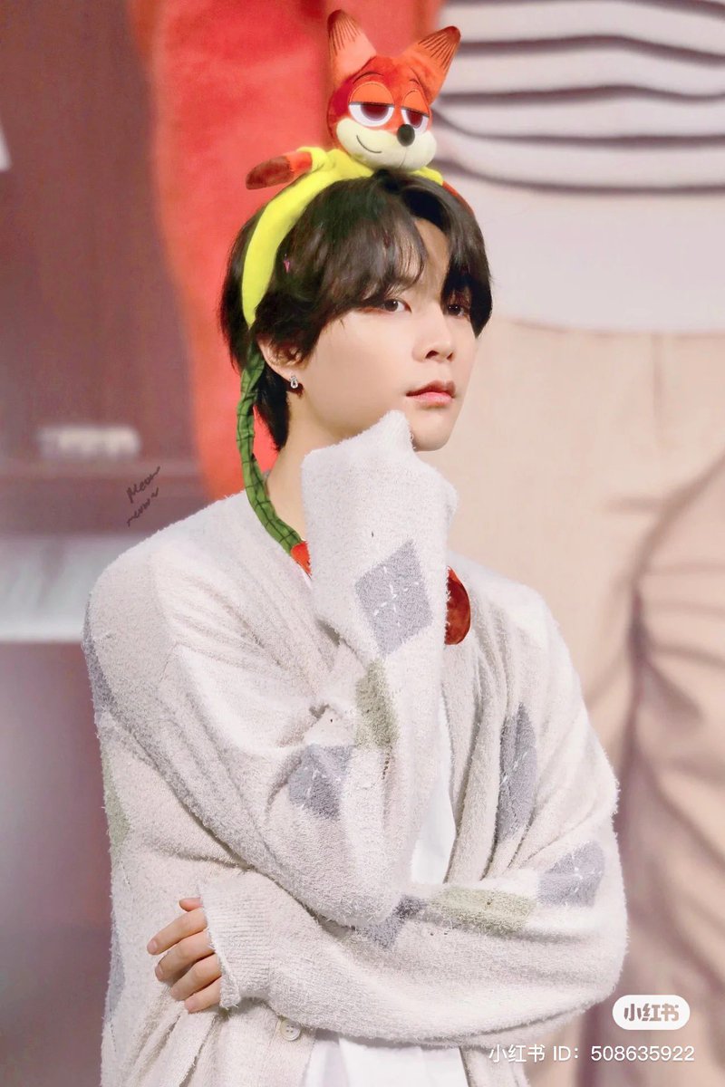 209_archive's tweet photo. 🦊🤍

https://t.co/vq6M8cUO8Y

#쟈니 #JOHNNY #ジャニー #NCT127 #NCT https://t.co/ErX31LMl7v