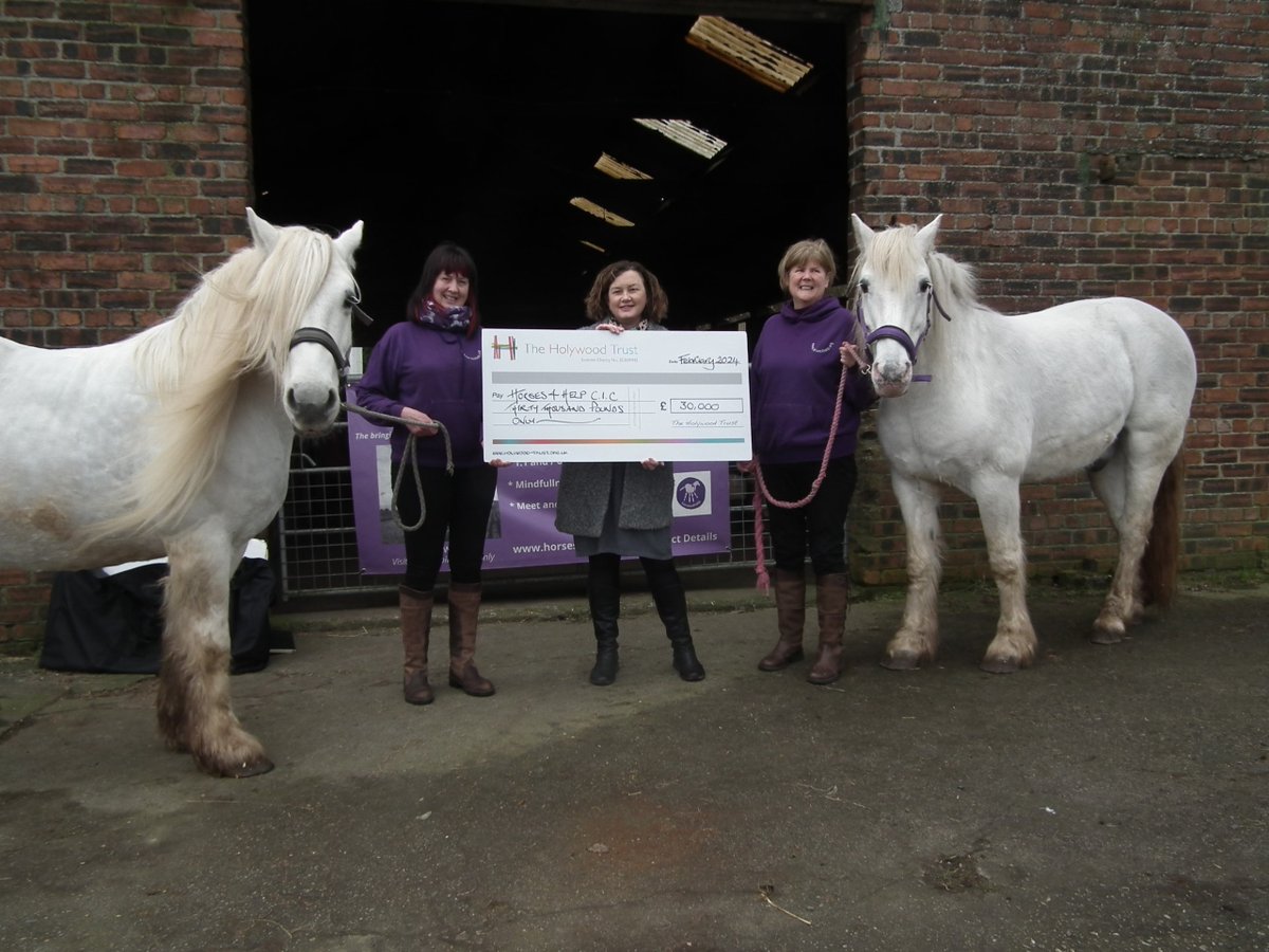 Every year we award funds to amazing organisations. Recently, our Director Karen Ward Boyd visited @horses4help to award funding for an outdoor training pen, and towards running costs.

#HolywoodTrust #fundingDGYP #DGYP #Wigtown #DumfriesandGalloway #youngpeople #Horses4Help