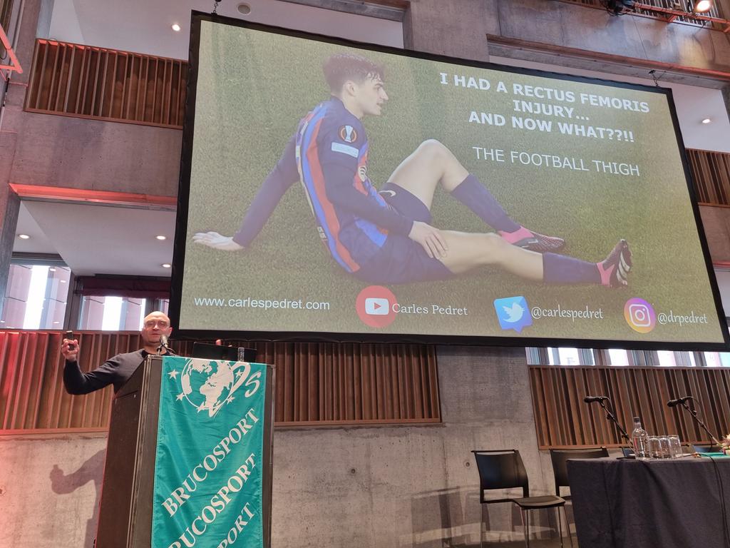 <a href="/carlespedret/">carlespedret</a>, doing what he does best. Keynote lecture <a href="/brucosport/">Brucosport</a>