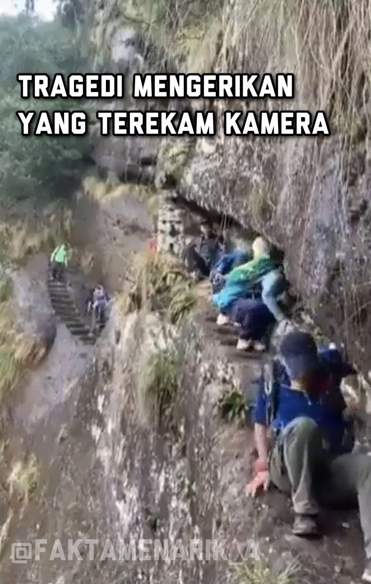 TRAGEDI MENGERIKAN,
YANG TEREKAM KAMERA..!!

Source : Dark Web

- A Thread -