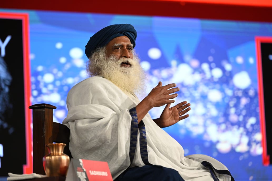 SadhguruJV tweet picture