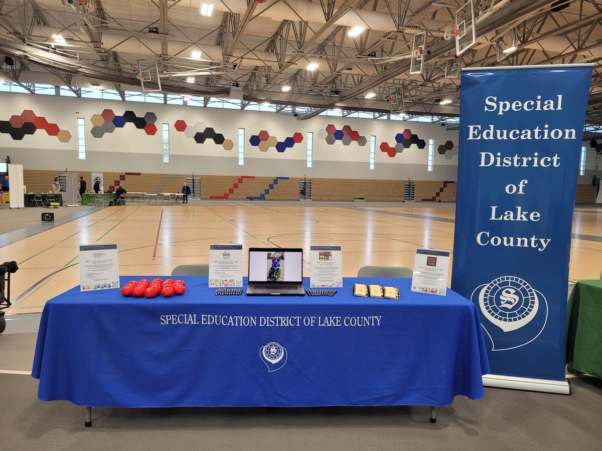 Looking for a career in education? Come and visit SEDOL at the Lake County Job Fair at Lakes High School in Antioch. We are here until 11. #sedol