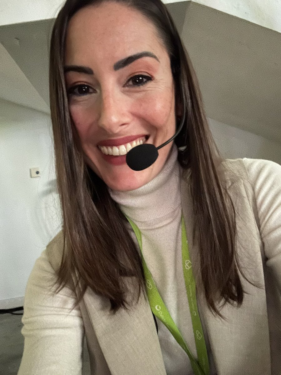 Sandraalcant's tweet photo. @estebandiba @ELEM_Biotech lo hemos pasado 🙌 genial impartiendo los talleres de #IA en el Congreso de Innovación de @DaiichiSankyoES #metacardio #METACARDIODS https://t.co/L2O1DzwimF