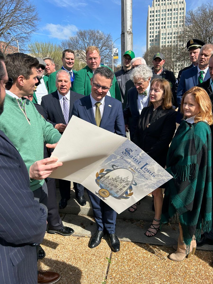 Busy day on our first day in St Louis. Met with the Mayor, City Council, former Ambassador O’Malley, Police Commissioner, reps of the business community and spoke at a function to mark the city’s 55th St Patrick’s Day parade.