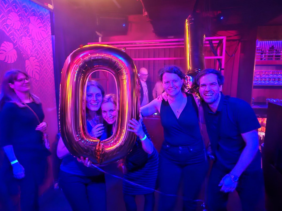 das 10. Symposium geht zuende und das Berliner Team verabschiedet sich - Danke an alle, die dabei waren! Es war uns ein Fest.