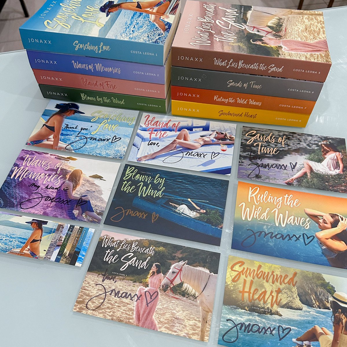 imyyeshua's tweet photo. finallyyyyy! Costa Leona Series 3rd Gen Complete 🥺🤍 https://t.co/dlCFuWaBK5