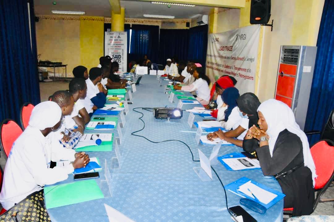 NRGIfr's tweet photo. 16-17 mars 2024  - Atelier de renforcement de capacités d'étudiants de l'arrondissement Méaoune sur la transparence et la redevabilité dans la gestion des fonds et revenus miniers et pétro-gaziers, organisé par le Forum Civil dans le cadre du programme #TRACES. #SaytuMoomeel https://t.co/oCq9wQWsdp