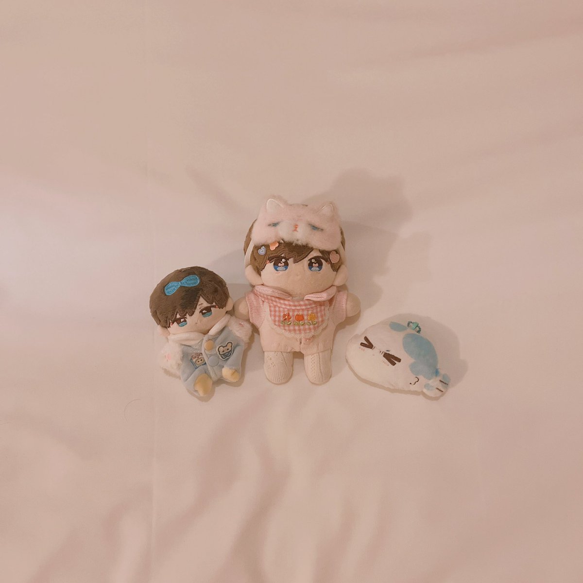 kjmlazzo's tweet photo. 新旧ぬい大きさ比較

#ハレルヤベイビー https://t.co/L8hmBt7DCw
