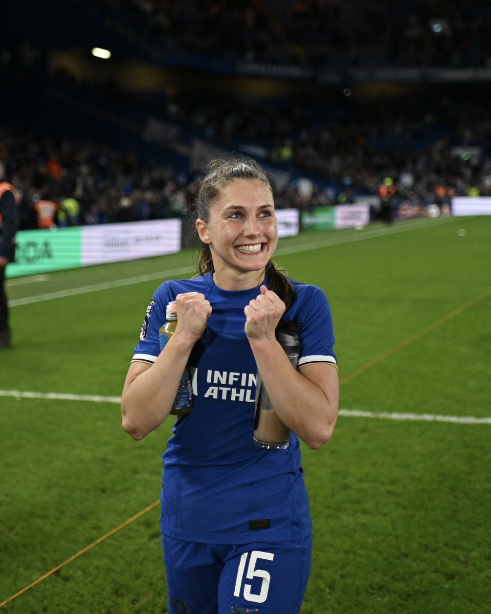 How good was @EvePerisset last night?! 🤩 What a way to mark 5️⃣0️⃣ games for the Chels. 👏