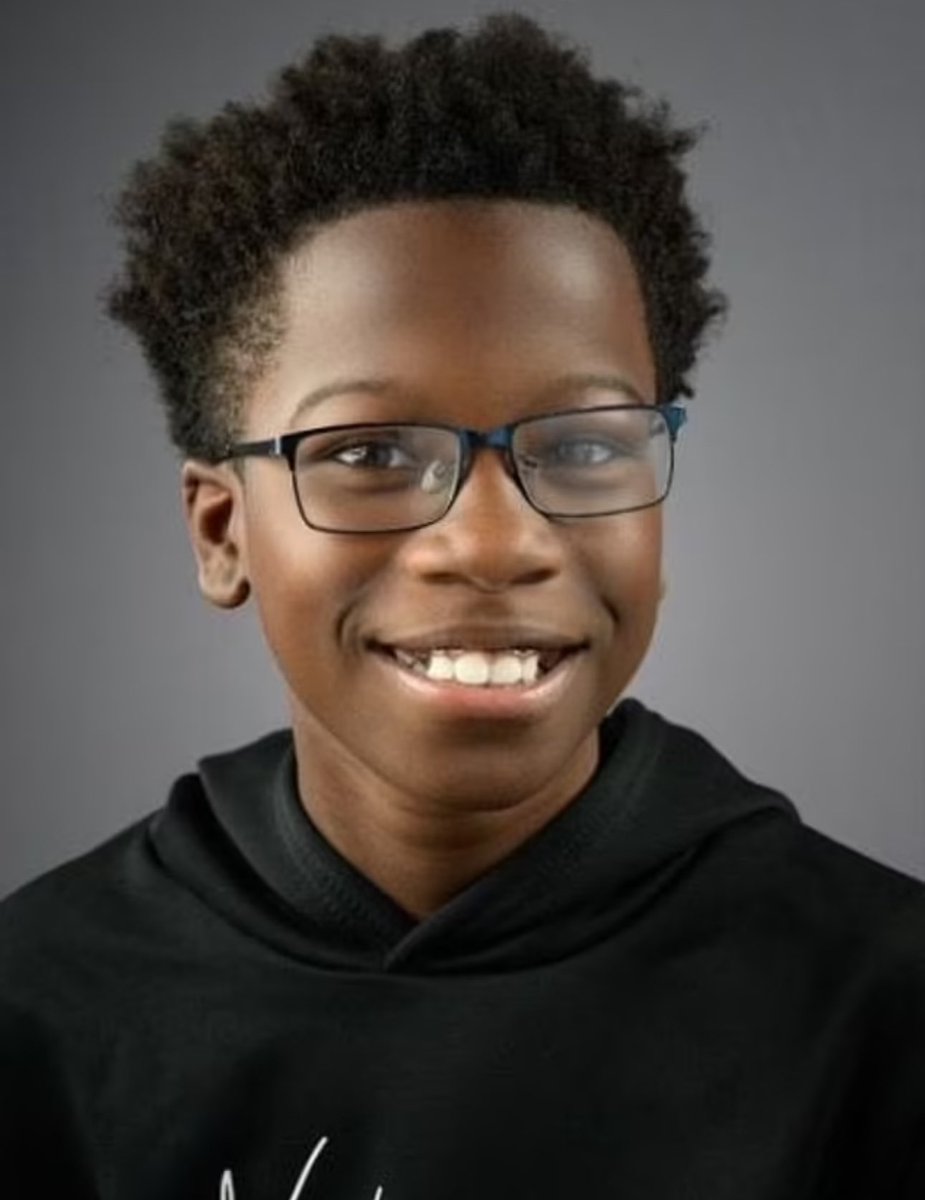 MulhollandL0ver's tweet image. Rest In Peace to Jayden Perkins. 11 year old hero who died trying to save his mother from a knife wielding career criminal. I read that he got straight As and was active in theatre. Prayers to the family &amp;amp; community 🕊️🕯️🙏🏿
