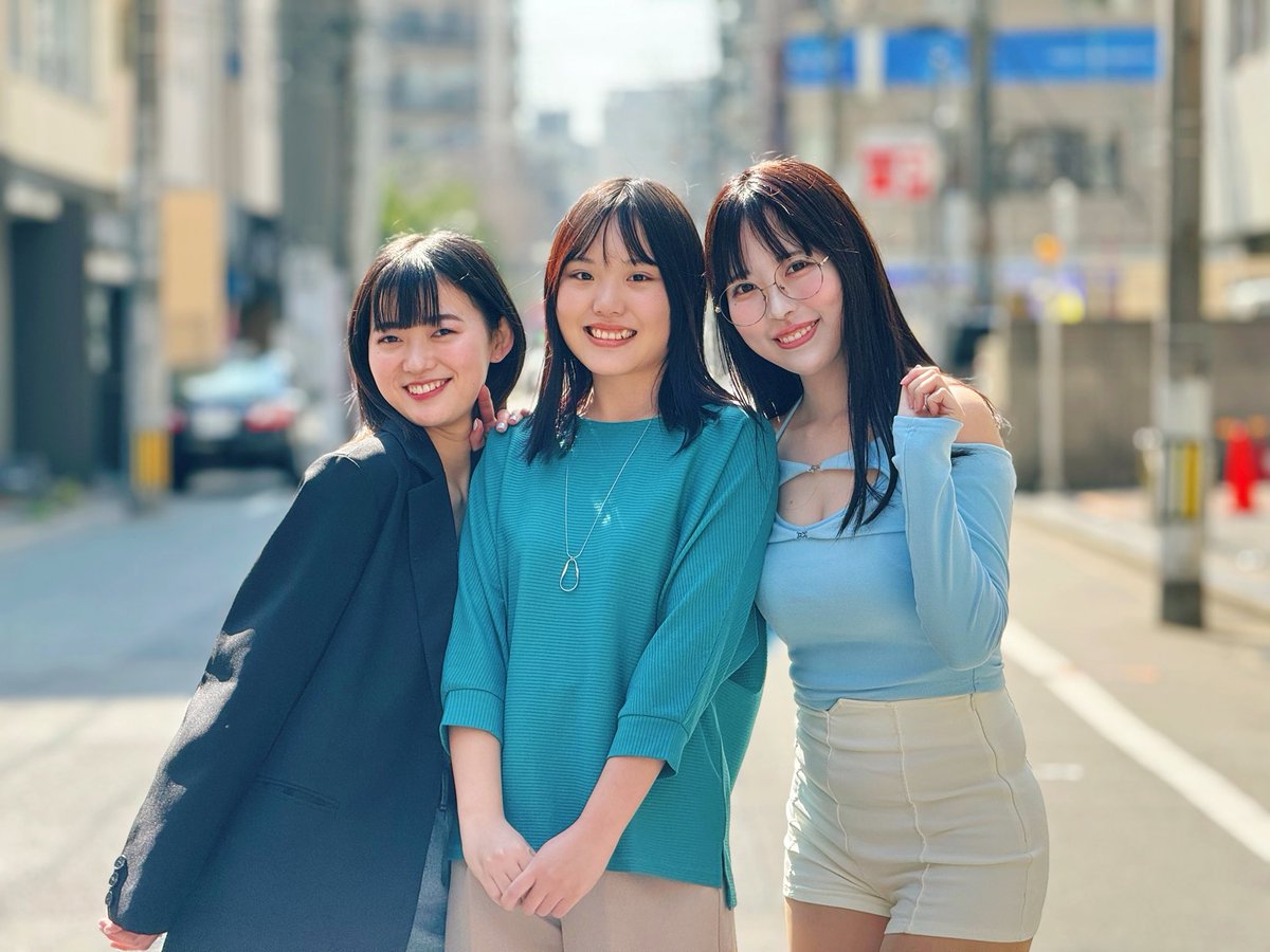 oshiken_fuk's tweet photo. 今日は色々と話をしながら、スマホ撮影の練習に付き合ってもらった一日だった🙌これからも色々と動いていく3人なので、ぜひフォローしていただけたら🙆♂️
@o_karin01
@yuka_moccha
@AYA_MIZUNO06
@k2_fuk
#岡本夏鈴 #藤崎結花梨 #水乃あや #officeK2 https://t.co/jw96IylZbo