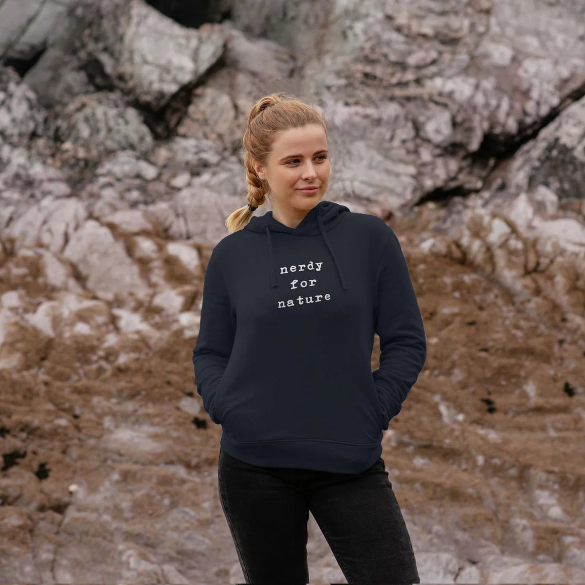 My Caption Range is a personal favourite, to the point I now have a small hillock of these tops hidden from my husband 😄 Available at: thefutureisunmown.teemill.com/caption-design… #wildlifefans #nature #organiccotton #plasticfreepackaging #nerdyfornature #thefutureisunmown