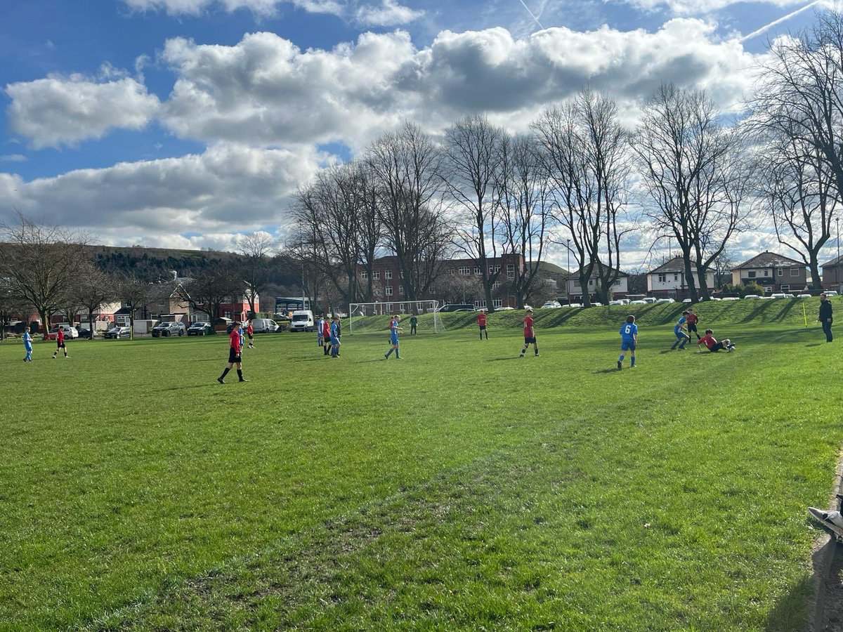 Great win for YSB U13 today in Huddersfield. Was 3-1 down at half time and a much improved 2nd half brought us back to 6-3. Great determination from the lads. 👏🏻👏🏻

Goals from Noah Harrison (4), Thomas Whitehead and Alex Rogers. 

Final Score: Huddersfield 3-6 York