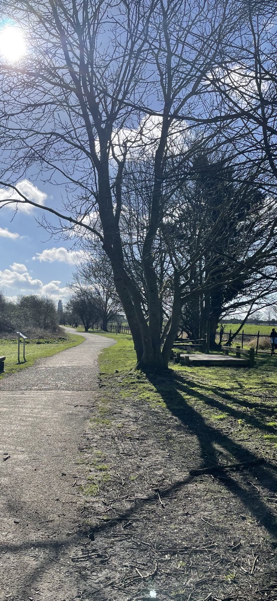 lisajaneSmith1's tweet photo. Beautiful morning and view of @stump_boston whilst volunteering at @parkrunUK this morning - fabulous start to the day ☀️☁️😎#bostonparkrun #Boston #lincolnshire #volunteering #spring https://t.co/gee6jFOWQy