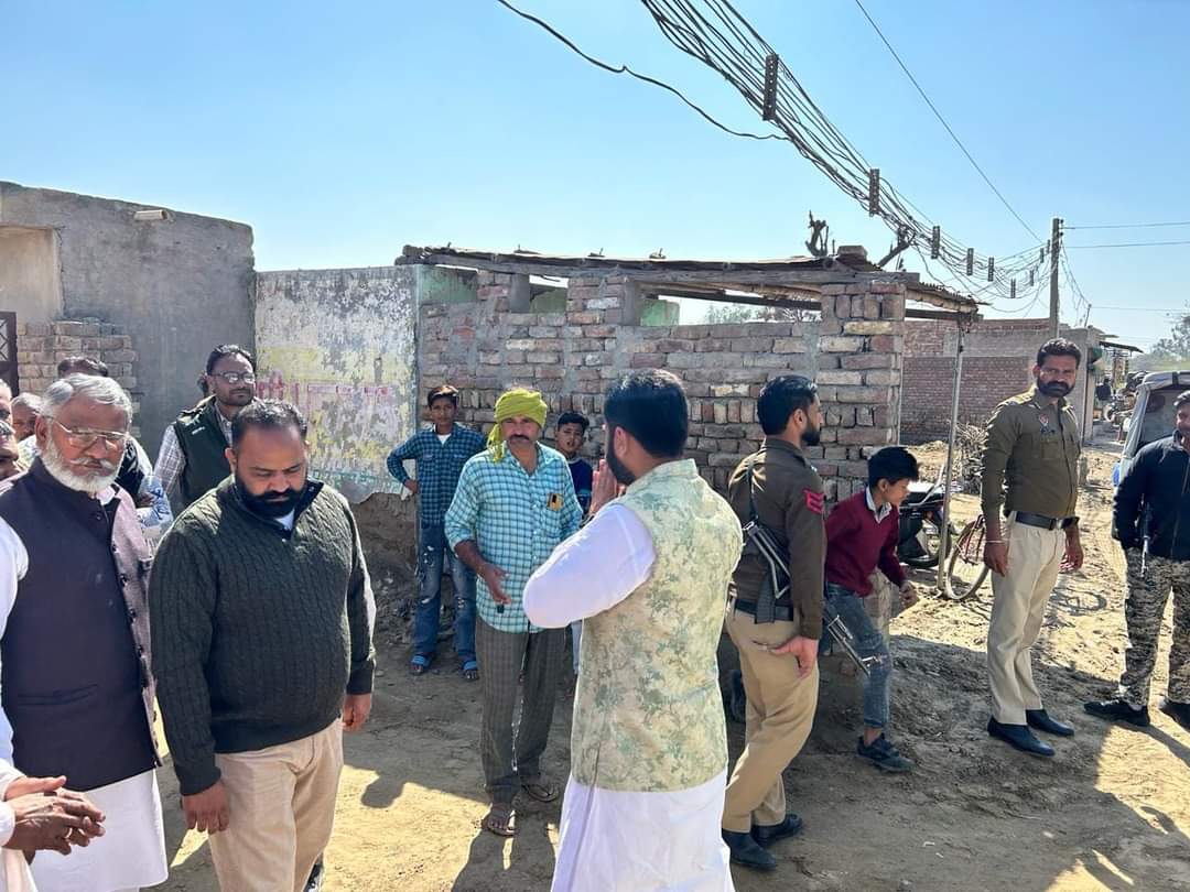 NarinderSawna's tweet photo. ਪਿੰਡ ਨਵਾਂ ਸਲੇਮਸ਼ਾਹ ਵਿਖ਼ੇ ਗੰਦੇ ਪਾਣੀ ਦੀ ਨਿਕਾਸੀ ਲਈ ਪਾਈਪਲਾਈਨ ਪਾਉਣ ਦਾ ਨੀਂਹ ਪੱਥਰ ਰੱਖਿਆ|
#aapfazilka #halka_fazilka #development #project #develop_fazilka #fzk
#narinderpal_singh_sawna_fazilka https://t.co/qTnbgCzSRw