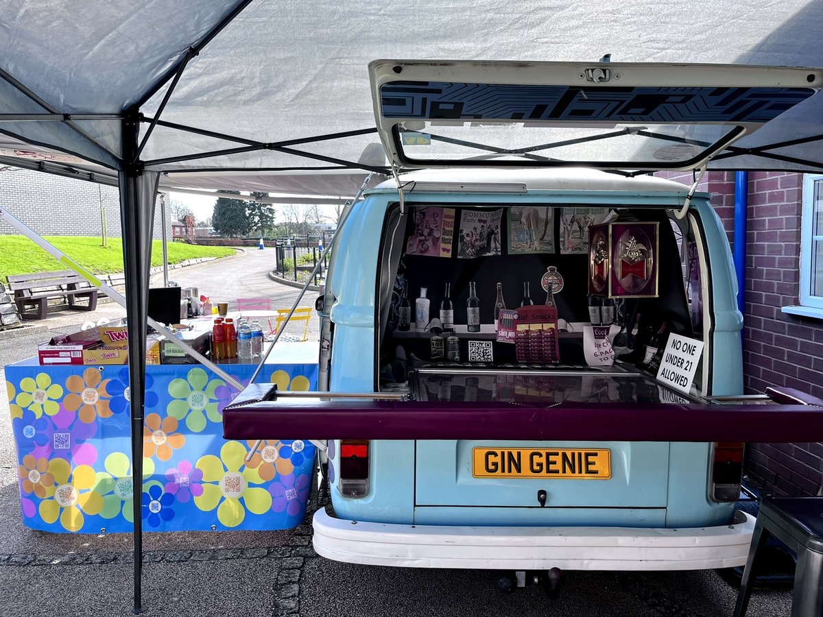GinGenie_'s tweet photo. The Gin Genie is ready with #coffee #hotchocolates #tea #cakes @solihullHM
@SolDHPastoral @SolihullSport @SolDHPastoral @lucieray looking forward to seeing everyone at the Shakespeare festival all day. I'm sited near the Bushell Hall https://t.co/3TYJfqgj0T