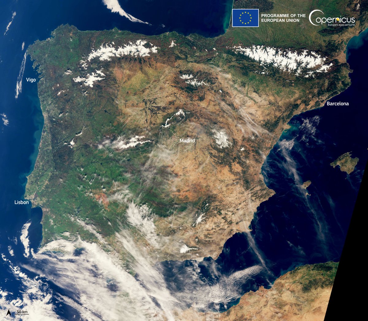 This #Copernicus #Sentinel3 🇪🇺🛰️ image shows the snowy mountains 🏔️ of a nearly cloudless Iberian Peninsula ▶️ Pyrénées ▶️Cantabrian Mountains ▶️Peña Trevinca ▶️Urbion Peaks ▶️Sierra de Gredos & Sierra de Guadarrama ▶️Sierra Nevada