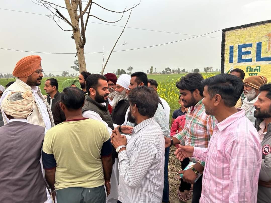 NarinderSawna's tweet photo. ਪਿੰਡ ਝੁੱਗੇ ਗੁਲਾਬ ਸਿੰਘ ਵਿਖ਼ੇ ਨਵੀਂ ਪਾਈ ਗਈ ਨਿਕਾਸੀ ਪਾਈਪ ਲਾਈਨ ਦਾ ਉਦਘਾਟਨ ਕੀਤਾ|
#AamAdmiParty #Fazilka #ਤੁਹਾਡਾ_ਸੇਵਾਦਾਰ_ਤੁਹਾਡੇ_ਵਿੱਚ
#Narinderpal_Singh_Sawna_Fazilka  #FazilkaFirst
#DevelopFazilka #fazilkadevelopment 
#AAPPunjab #AAPfazilka #fazilkanews https://t.co/XibmoJbR5r