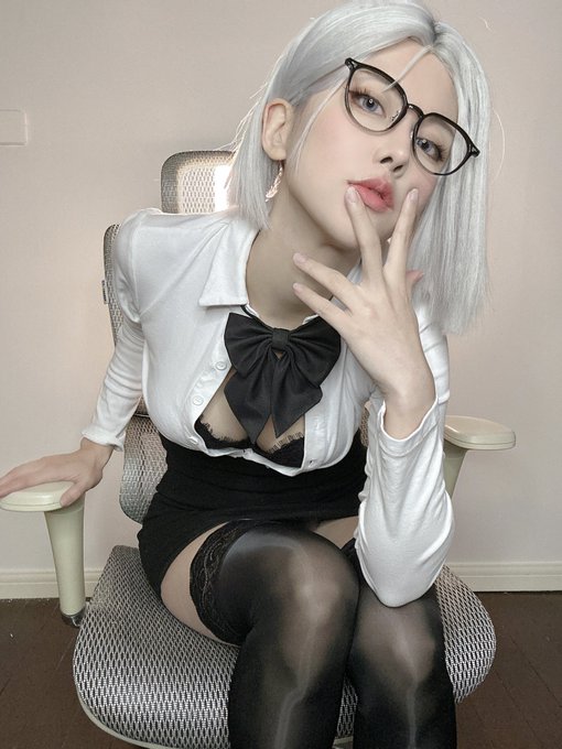 Twitterのコスプレ画像12