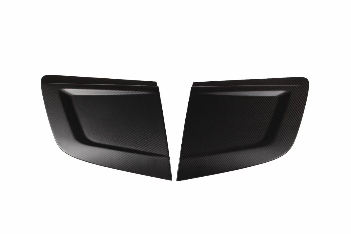 GoodMixRonn's tweet photo. #Paktechz
＃Audi R8 Paktechz
Dry carbon body air inlet trim https://t.co/lcC9ZNSU8Q