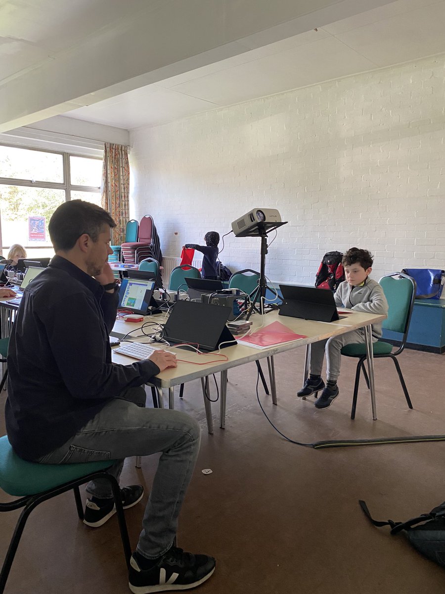 CatfordCoding's tweet image. Getting ready for this mornings #coderdojo #catford #codingclub