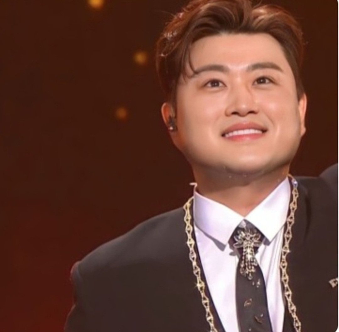 김호중 kbs클래식콘서트
#김호중더심포니_KBS첫클래식단독쇼
더심포니호중
김호중예능
#김호중_MBN예능첫방_가보자GO